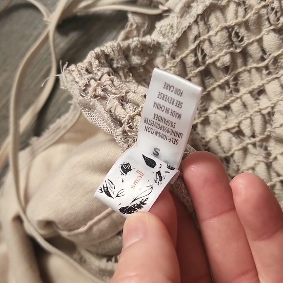 Beige strappy bralette - Picture 4 of 4